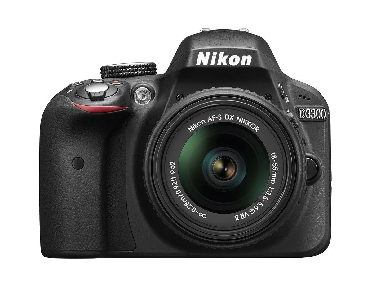Die Nikon D3300 hat eine Pixelanzahl von 24 Millionen und kann mit bis zu 5 Bildern pro Sekunde aufnehmen