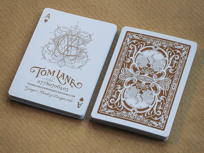 Un look de style carte à jouer pour le designer indépendant Tom Lane