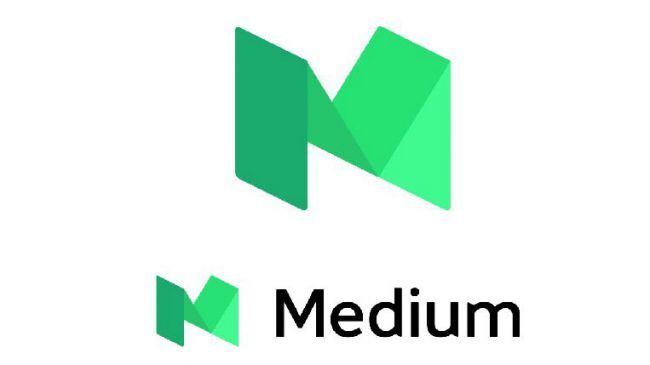 Logotipo antiguo: la letra M verde en 3D fue controvertida por decir lo menos